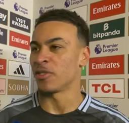 上海股票配资 罗杰斯：阿森纳实在太高效了，首开记录后势头完全倒向他们